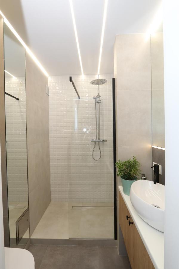 Romaszewskiego Zoliborz Bedroom Pokoj Metro Warsaw Exterior photo