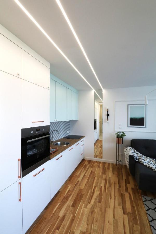 Romaszewskiego Zoliborz Bedroom Pokoj Metro Warsaw Exterior photo